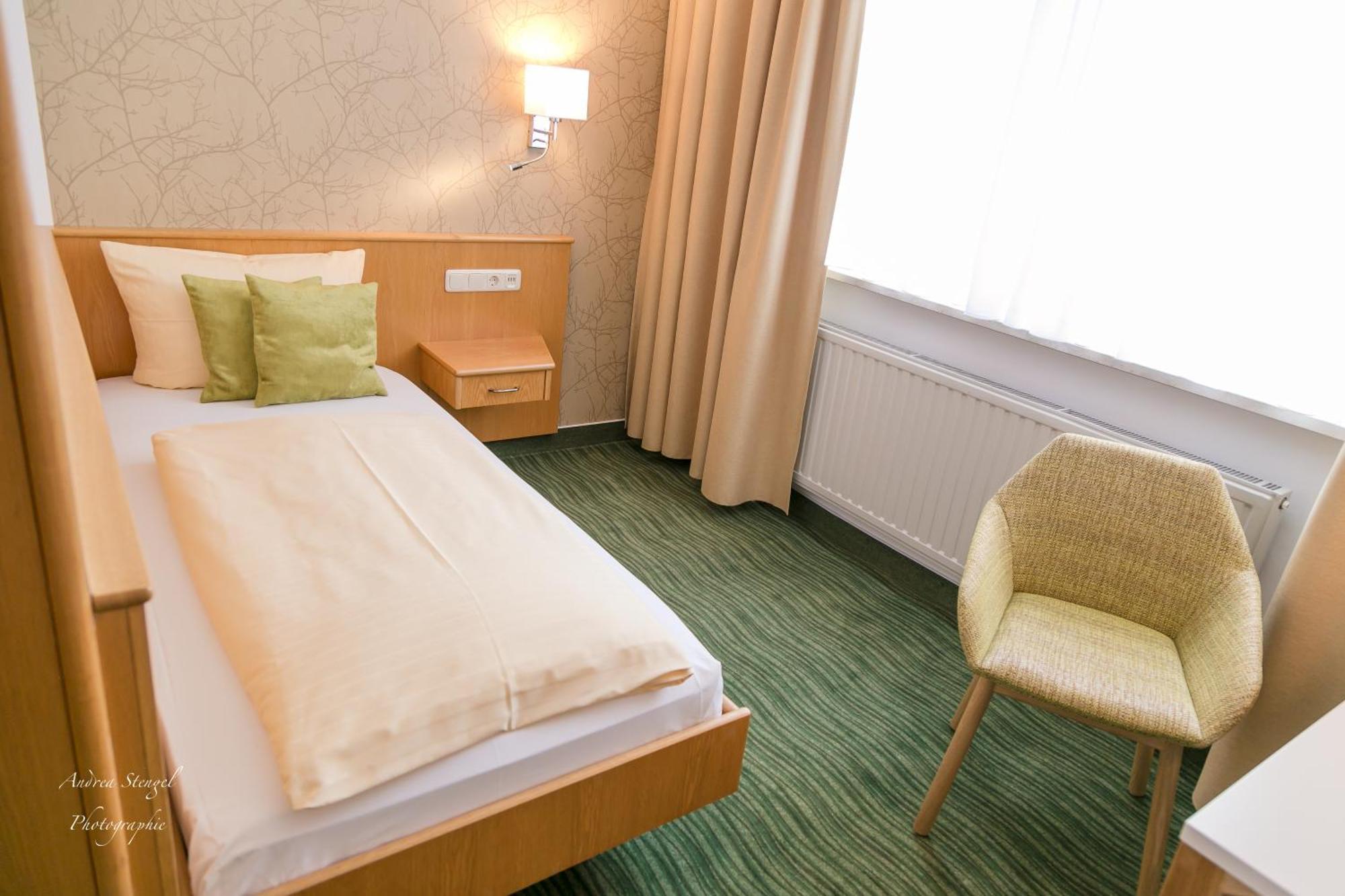 Waldhotel Linzmuehle Kahla  Esterno foto
